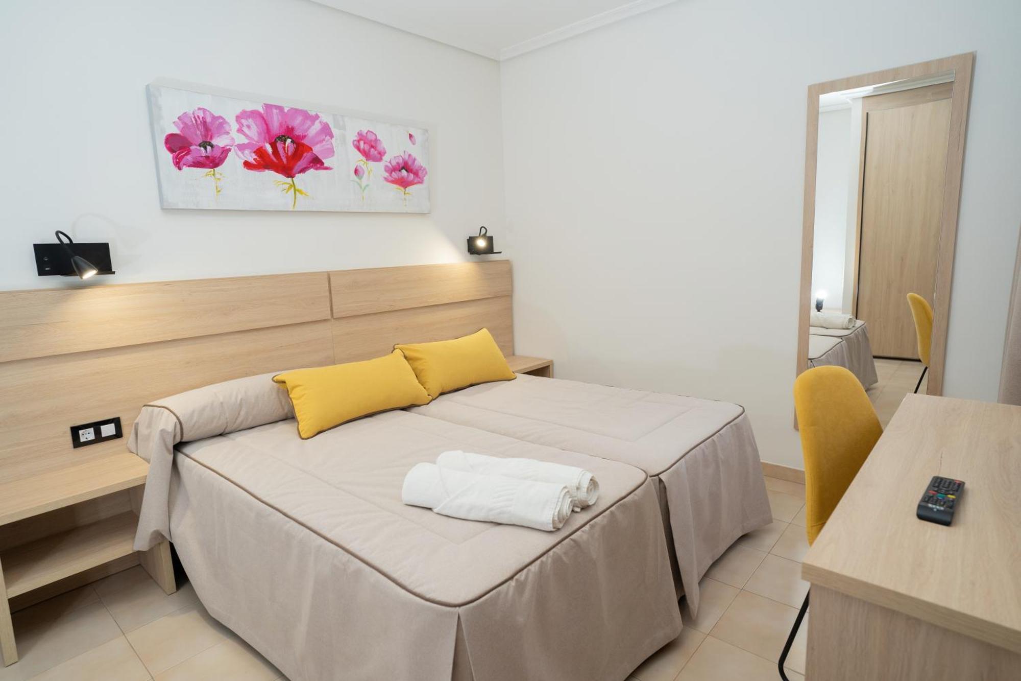 Hotel La Perdi Сан Матеу Екстериор снимка